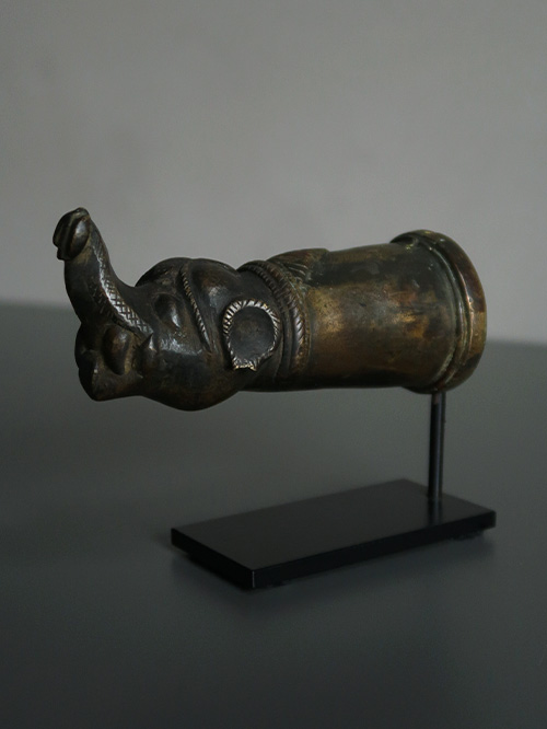 palanquin pole finial (copy)