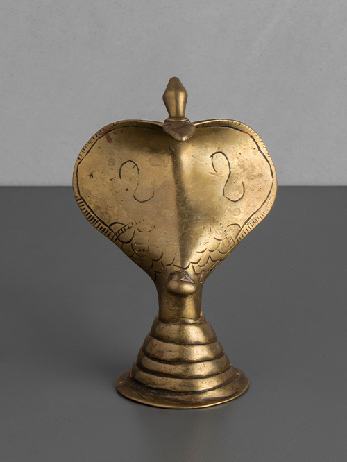naga altar ornament